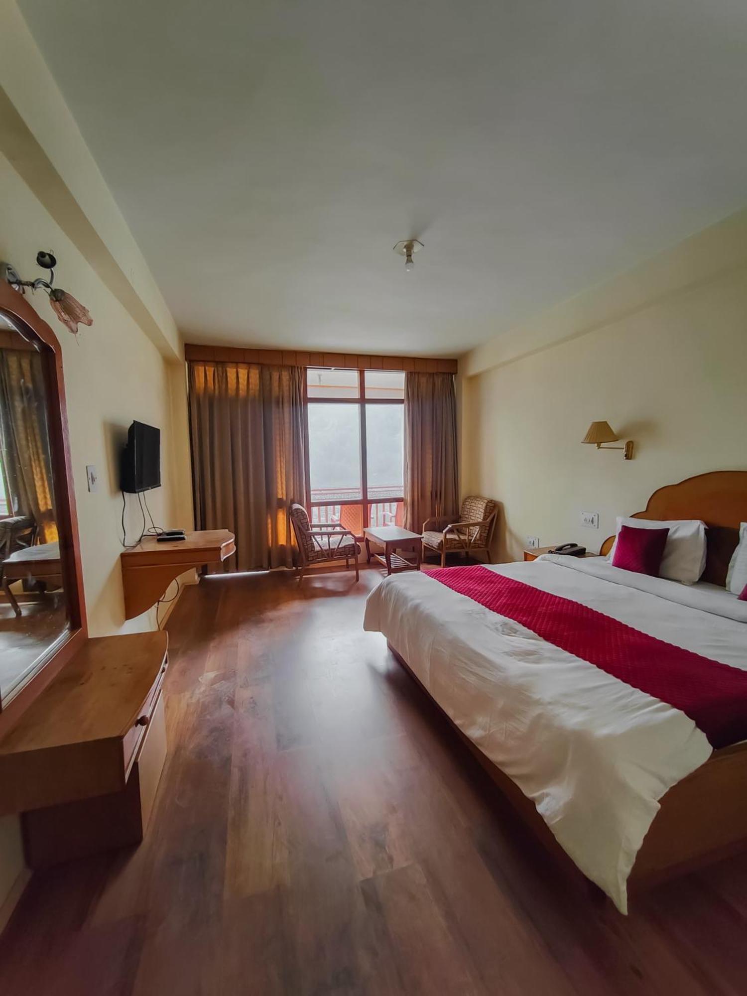 Hotel Arohi Vashist 외부 사진