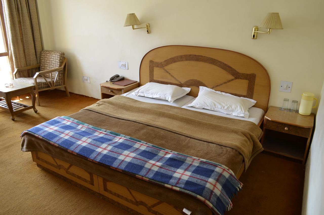 Hotel Arohi Vashist 외부 사진